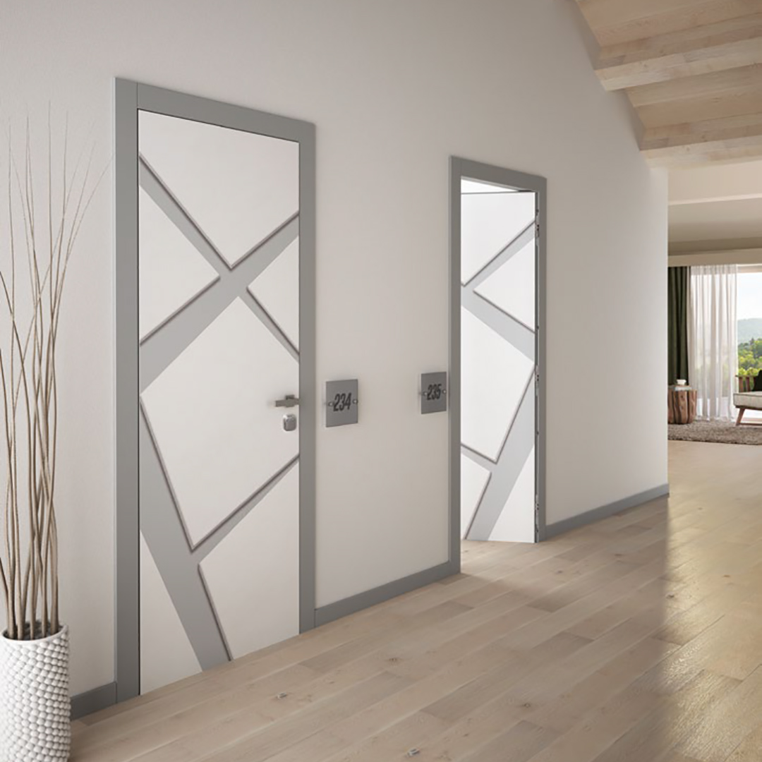 EiTech AIP finitura: laccato bianco lavorazione: art printing telaio: TS60 serratura: OPERA BIT