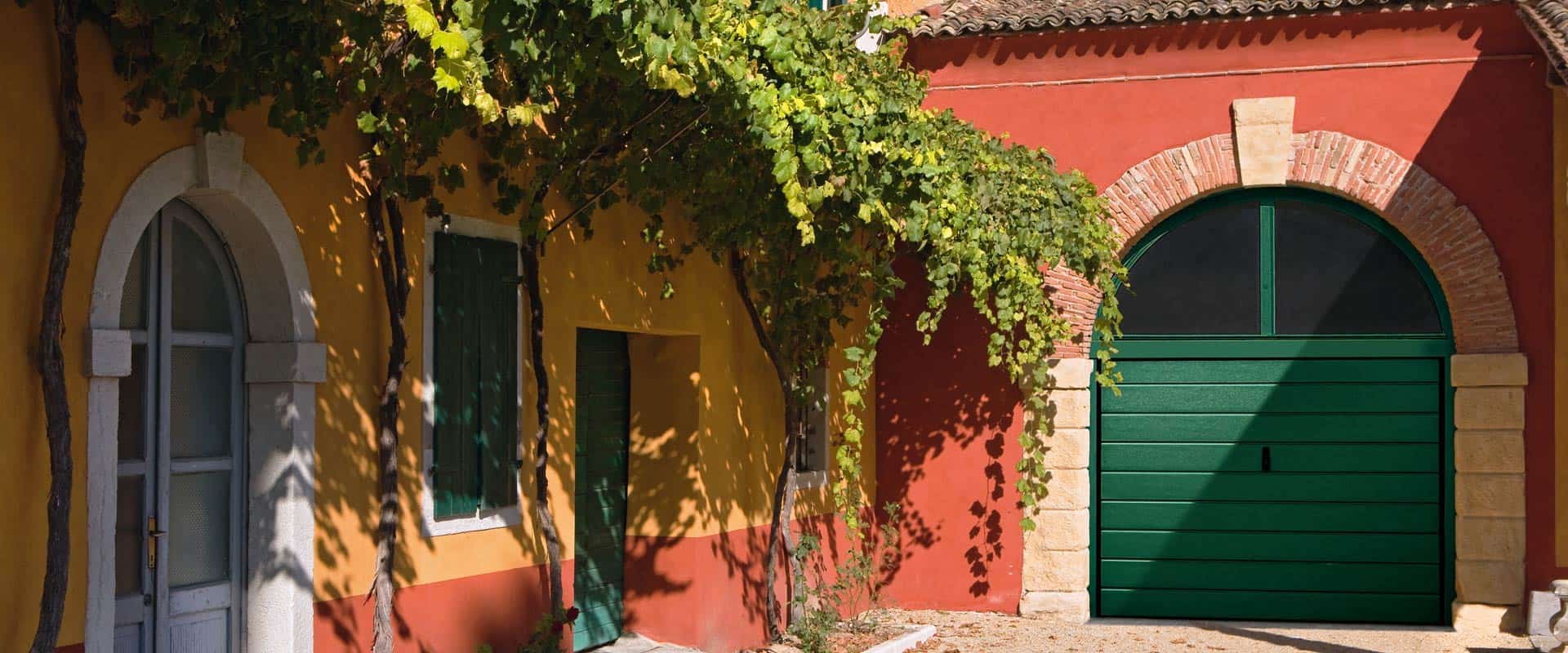 Basculanti per garage di case private