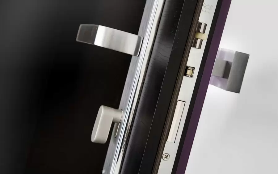 Porte interne ed esterne in pronta consegna